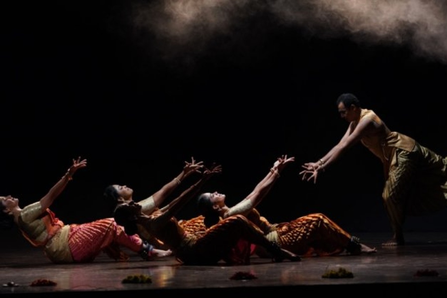 Kalavaahini's Margazhi offer of 'Dance for Dance' - Leela Venkatraman